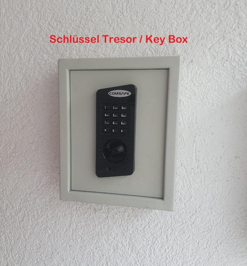 Eningen unter Achalm Hotel Apartment Am Arbach מראה חיצוני תמונה